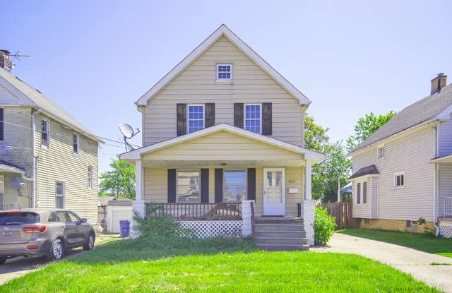 3 BED 1 BATH BEAUTIFUL SINGLE FAMILY HOME IN CLEVELAND! photos photos
