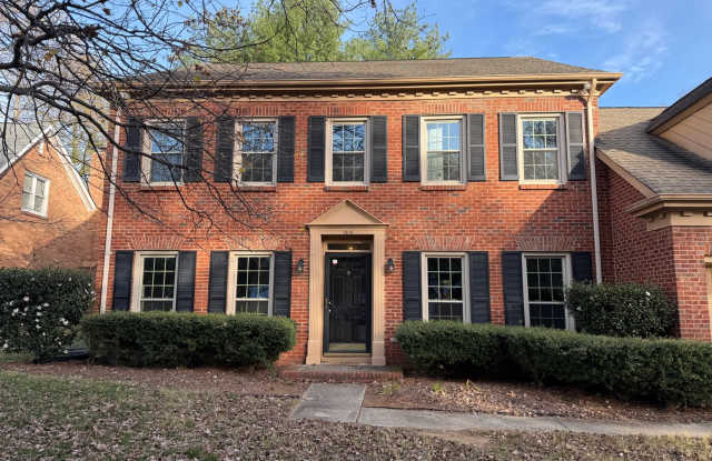 Spacious Four Bedroom Home Near Quail Hollow Neighborhoods! photos photos