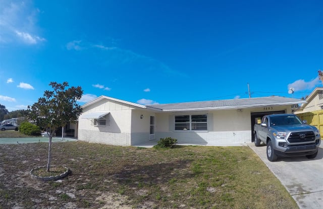 5053 Polar Dr - 5053 Polar Drive, Elfers, FL 34690