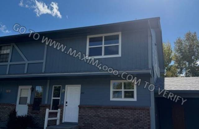 2721 PATTERSON ROAD #301 - UPDATED 2BR TOWNHOME photos photos