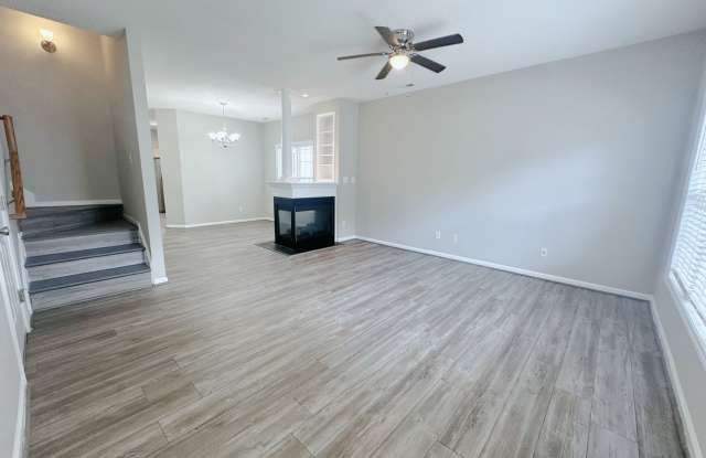 Amazing 3 bedroom 2 1/2 townhome with a huge bonus room in Morrisville Gallery 4