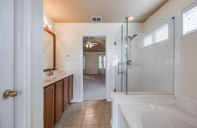 503 Wildgrove Ln photos photos