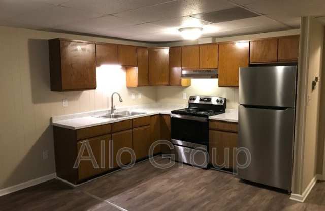608 W St photos photos