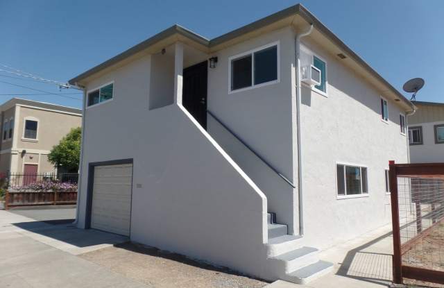 2 + Bedroom / 1 1/4 Bath Home in Downtown Rodeo photos photos 2 + Bedroom / 1 1/4 Bath Home in Downtown Rodeo photos photos