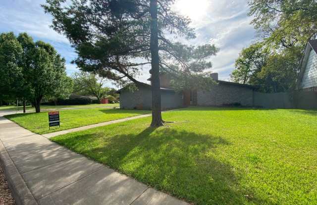 Corner lot home ready to rent - updated and sophisticated! - 13105 Mitchwin Road, Farmers Branch, TX 75234