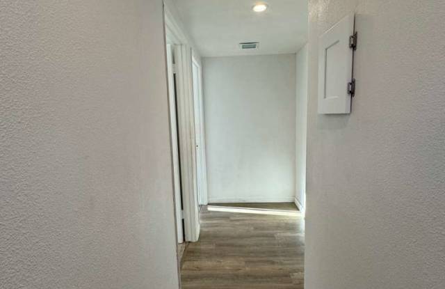 4663 Via La Primavera Gallery 1