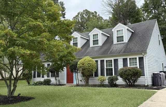 3059 HUNTINGTON Circle Gallery 1