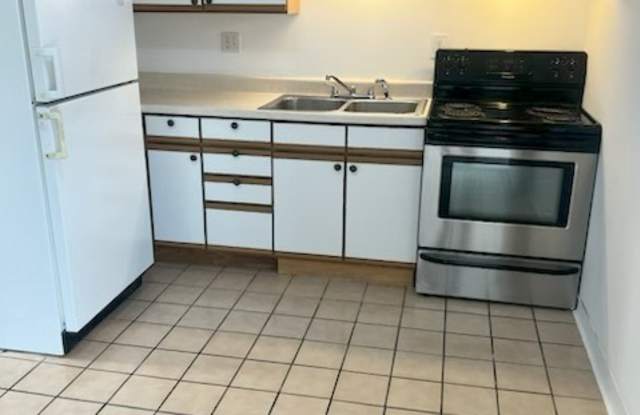 400 Chestnut Street - 4 photos photos