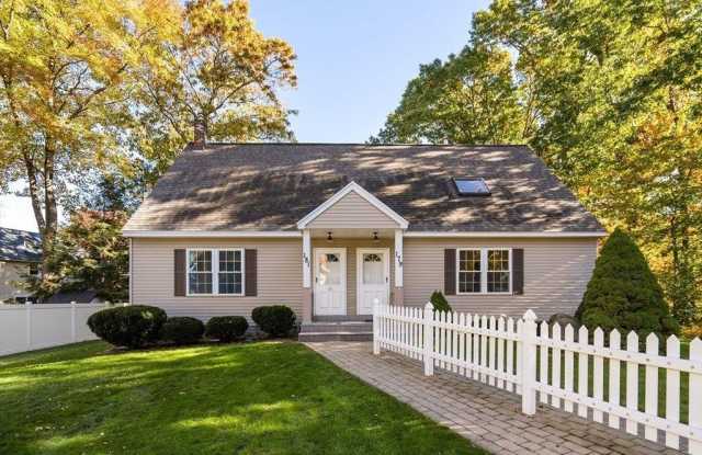181 Pilgrim Rd photos photos