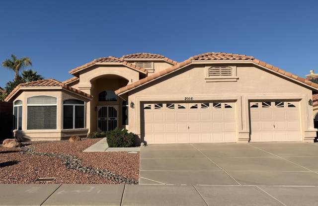 2916 E LUDLOW Drive - 2916 East Ludlow Drive, Phoenix, AZ 85032
