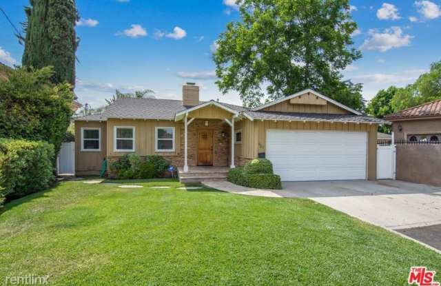 5127 Vesper Ave - 5127 Vesper Avenue, Los Angeles, CA 91403
