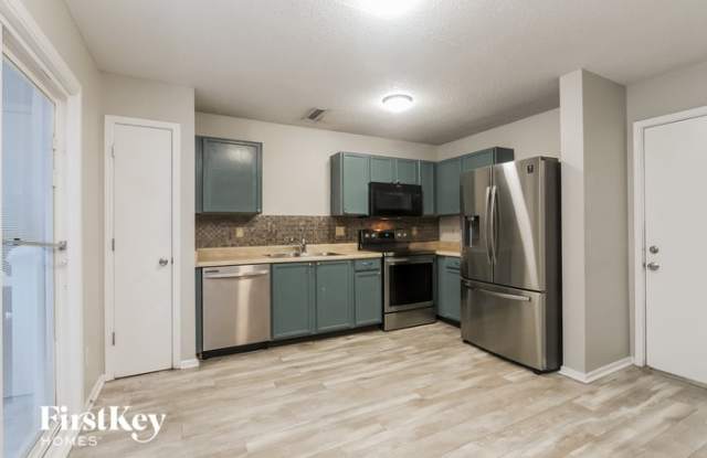 2391 Providence Court Gallery 4