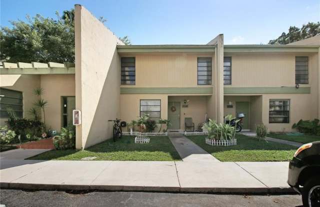 9210 NW 14th Street unit: 9210 photos photos