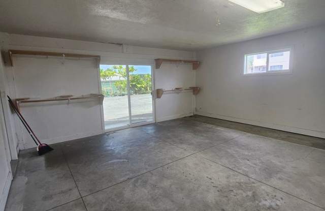 Beautiful 3 Bedroom Home in Komohana Gardens photos photos