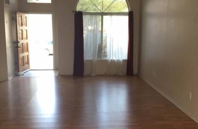 618 W AIRE LIBRE Avenue Gallery 3