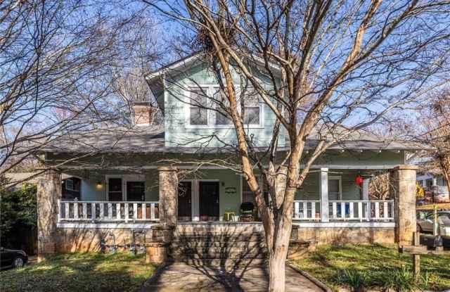 976 Delaware Avenue unit: 2 photos photos