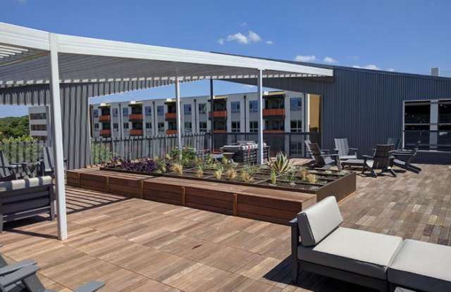 1710 East 4th Street, Austin - 1710 East 4th Street, Austin, TX 78702
