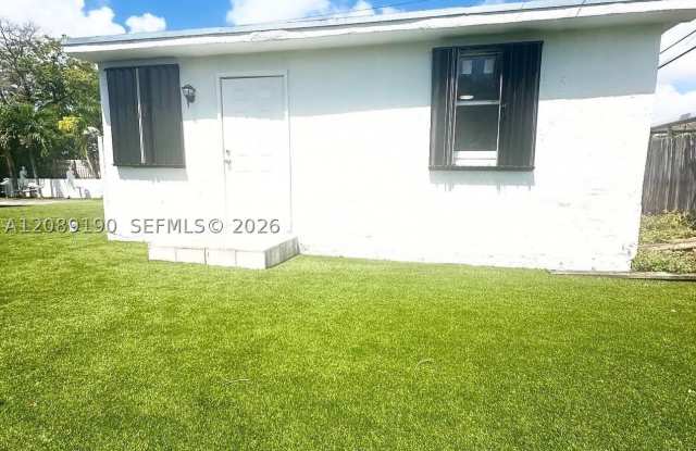 6537 SW 39 terrace photos photos