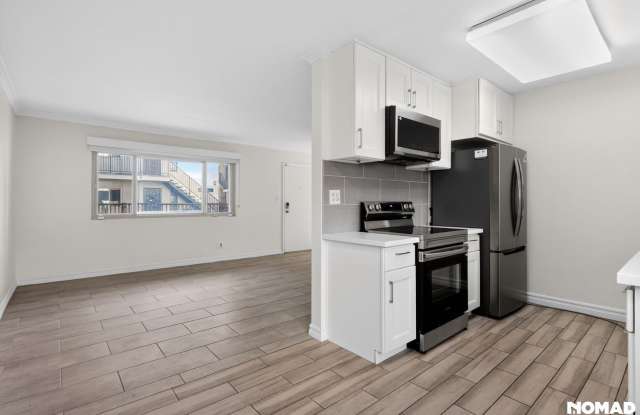 Charming 1BR Condo in Los Angeles - 8650 Belford Avenue, Los Angeles, CA 90045