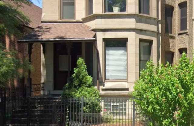 2726 W Potomac Avenue - 2726 West Potomac Avenue, Chicago, IL 60622