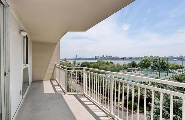 1055 RIVER RD - 1055 River Road, Edgewater, NJ 07020