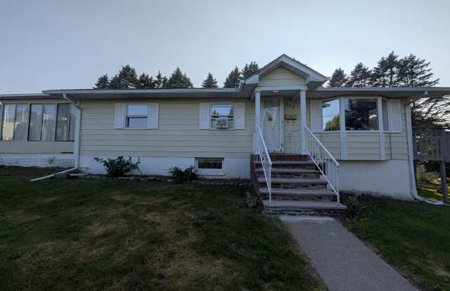 343 Atlantic Street - 343 Atlantic Street, Jessup, PA 18434