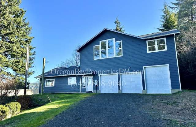 Coos River Hwy: 4bdrm/4ba Pet Friendly Home photos photos Coos River Hwy: 4bdrm/4ba Pet Friendly Home photos photos