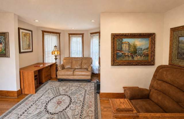 1506 Oswego Road Gallery 4