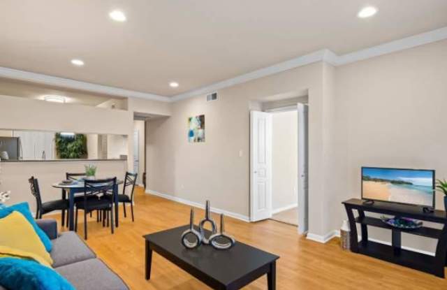 7765 Louis Pasteur Dr Gallery 1