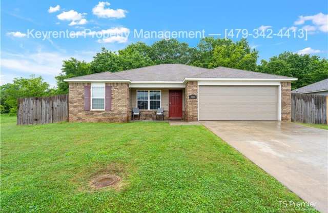 Beautiful 4-Bedroom Home in Fayetteville – Ideal for Comfortable Living! photos photos