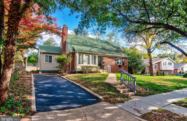 495 N PICKETT Street - 495 North Pickett Street, Alexandria, VA 22304