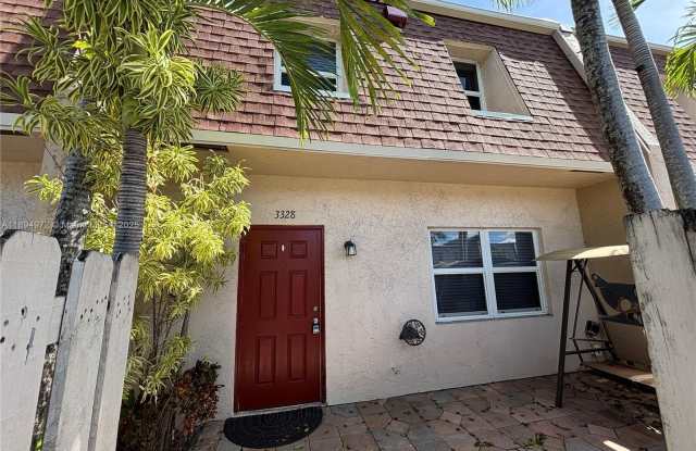 3328 Quail Close - 3328 Quail Close, Pompano Beach, FL 33064