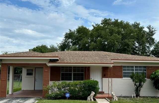5317 SW 24th St photos photos