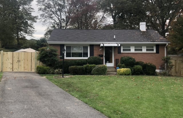 6122 Algona Court - 6122 Algona Court, Rose Hill, VA 22310