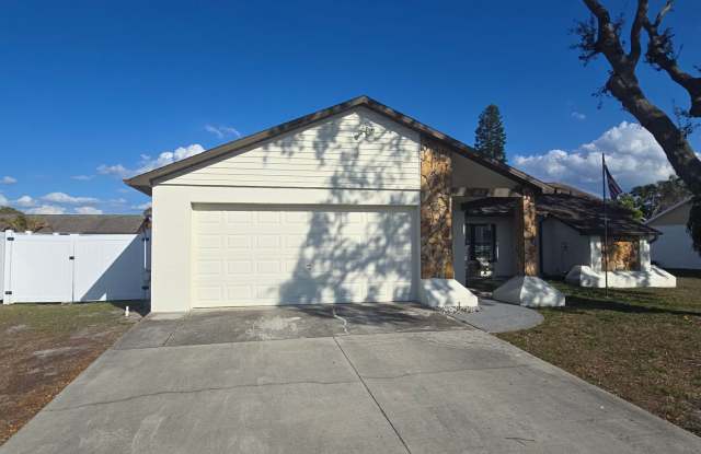 Charming 2 Bed 2 Bath in Holiday, Fl photos photos