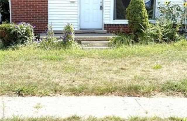 1839 Ackley Avenue Gallery 2
