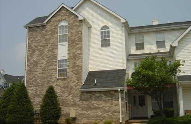816 Plymouth Road photos photos