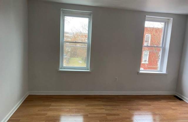 4942 Thompson St. Gallery 3
