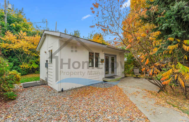 1 Bedroom 1 Bath Cottage Style Studio Home with Off Street Parking Available in Coeur d'Alene! - 2201 East Monte Vista Drive, Coeur d'Alene, ID 83814