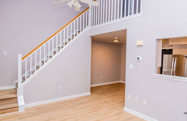 419 Riverside Ave photos photos