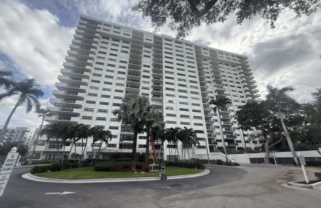 3200 N Port Royale Dr N photos photos