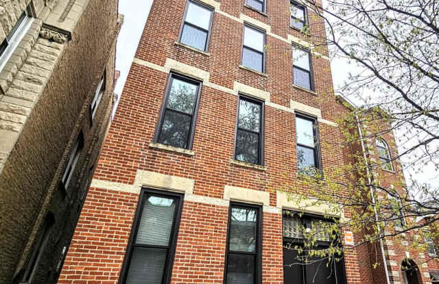 1415 W. Erie St photos photos