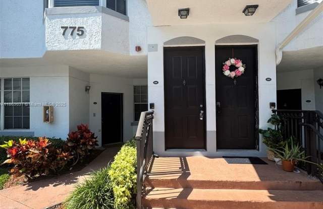 775 SW 148th Ave photos photos