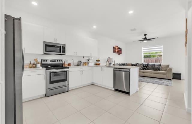 16229 SW 288TH Terrace Gallery 1