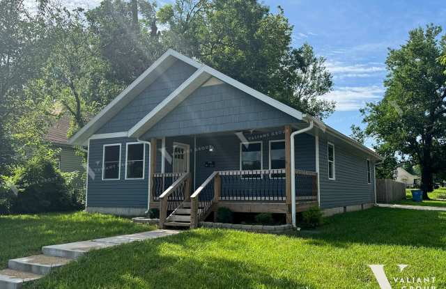 3-Bedroom, 3-Bathroom House for Rent in the Woodland Heights Neighborhood photos photos