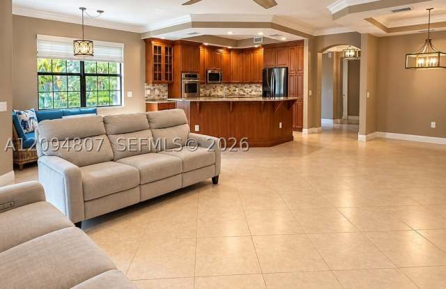 7570 Old Thyme Ct Gallery 3