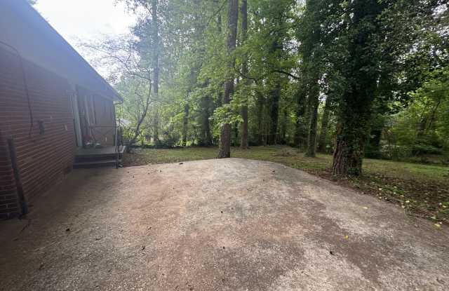 323 Bromack Drive Southeast Gallery 2