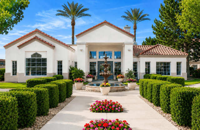 La Fontaine Sun City - Senior Housing Gallery 2