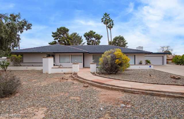 5401 E EXETER Boulevard photos photos