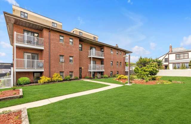 475 Broadway - 475 East Broadway, Long Beach, NY 11561